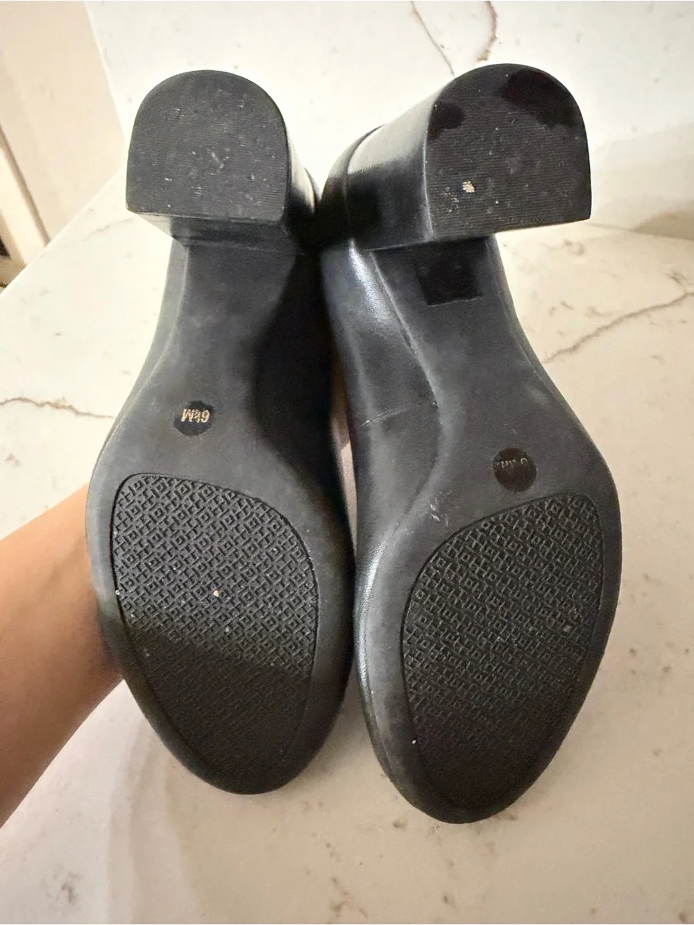 Tory Burch Black Leather Logo Round-Toe Heels